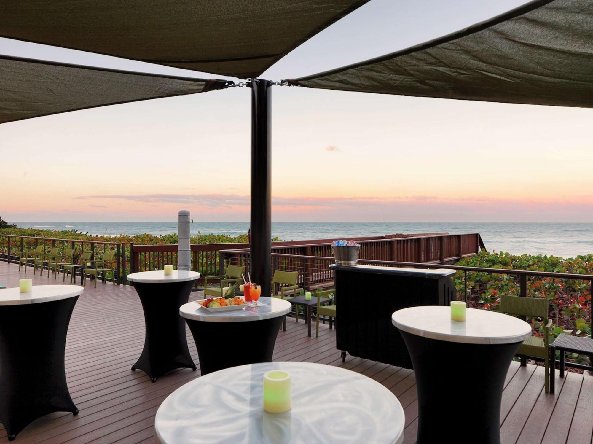 Doubletree Suites By Hilton Melbourne Beach Oceanfront Luaran gambar